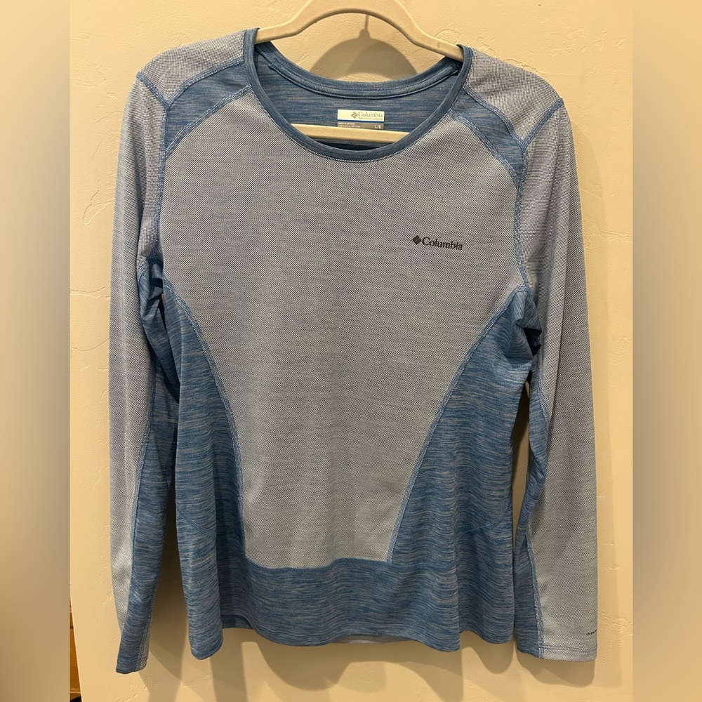 Columbia Blue Heather Long Sleeve Performance Top